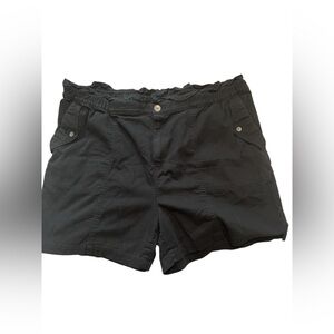 OLD NAVY Black Women's Shorts